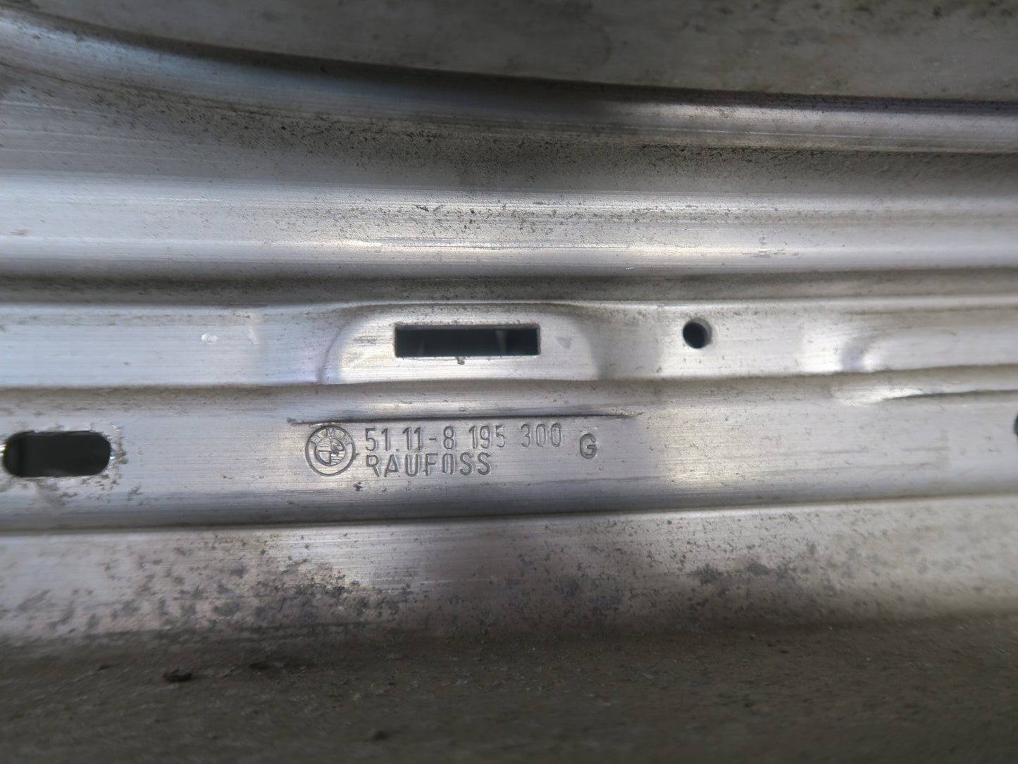 01-06 BMW E46 330ci Front Bumper Impact Reinforcement Bar 8195300 OEM