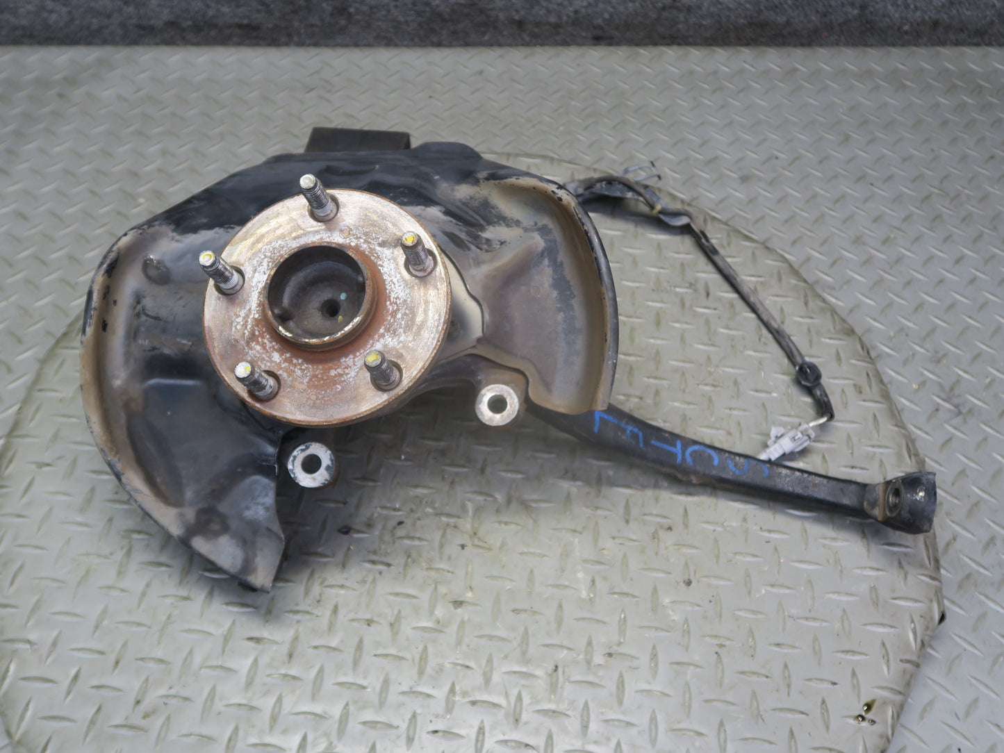 02-10 Lexus SC430 Front Left Spindle Knuckle Wheel Hub Bearing 122K Miles OEM