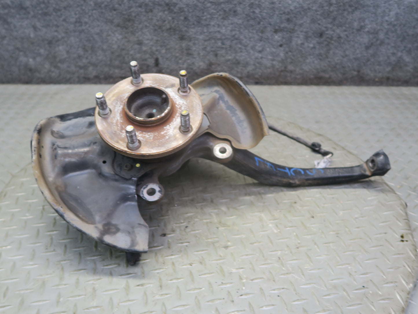 02-10 Lexus SC430 Front Left Spindle Knuckle Wheel Hub Bearing 122K Miles OEM