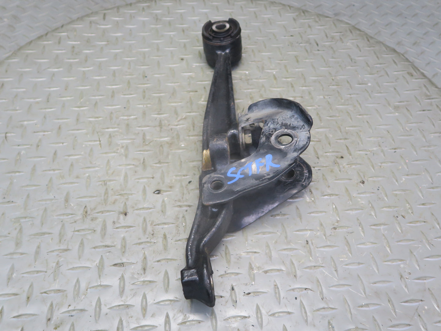 02-10 Lexus UZZ40L SC430 Set of 3 Front Right Lower & Upper Control Arm 122K OEM