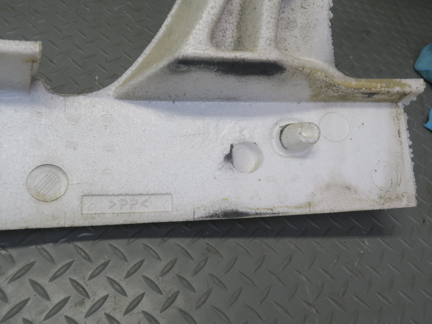 02-05 Lexus Z40 SC430 Front Bumper Reinforcement Impact Bar w Foam Absorber OEM