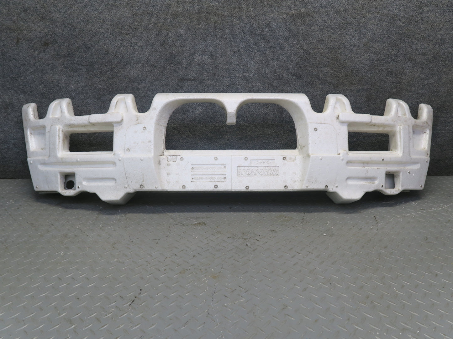 02-10 Lexus UZZ40L SC430 Rear Bumper Reinforcement Impact Foam w Bar OEM