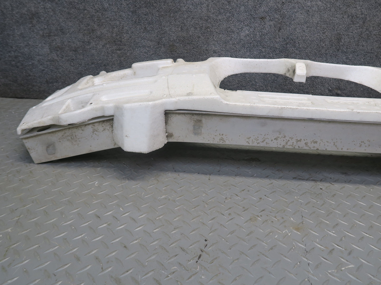 02-10 Lexus UZZ40L SC430 Rear Bumper Reinforcement Impact Foam w Bar OEM