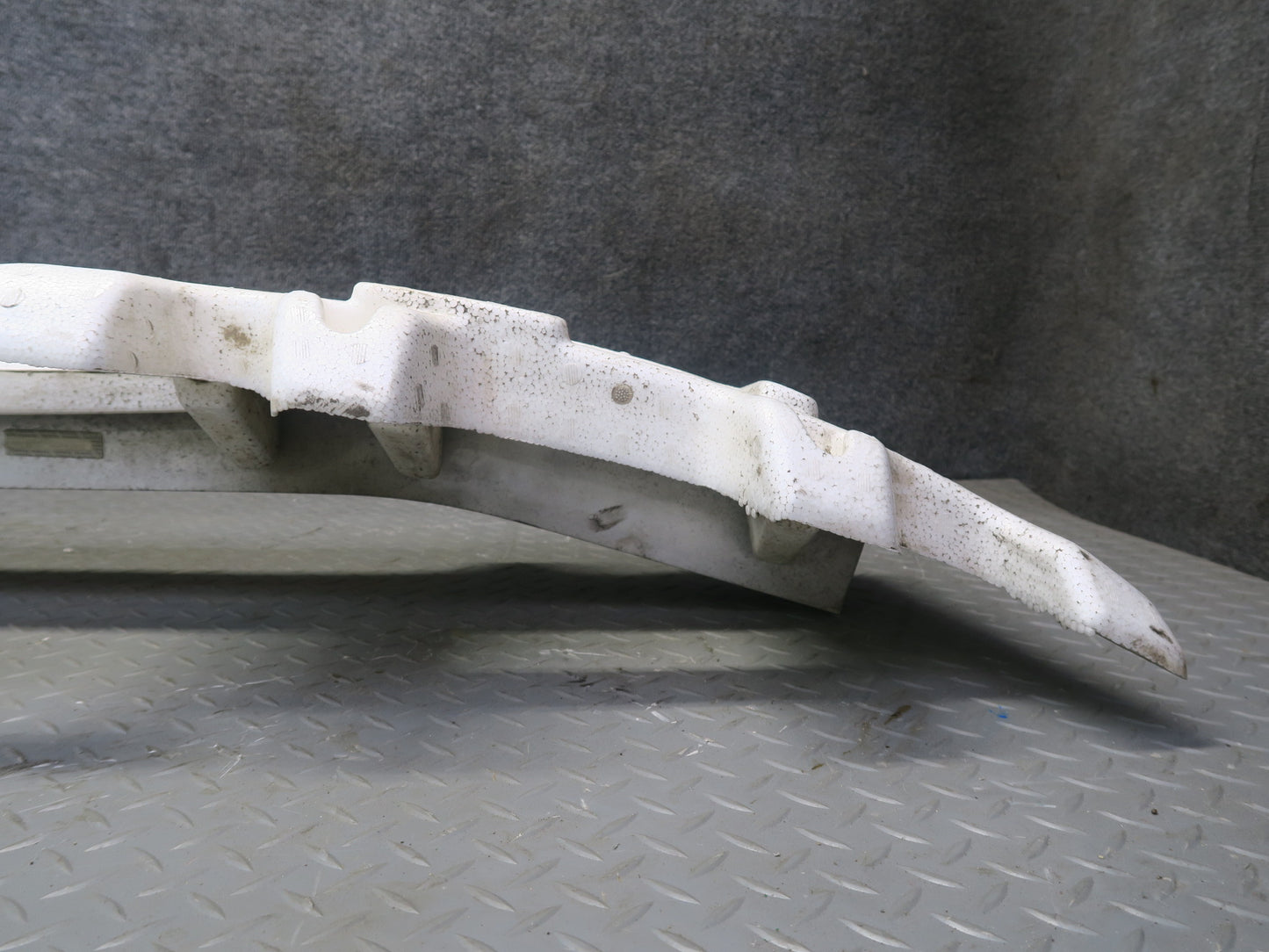 02-10 Lexus UZZ40L SC430 Rear Bumper Reinforcement Impact Foam w Bar OEM