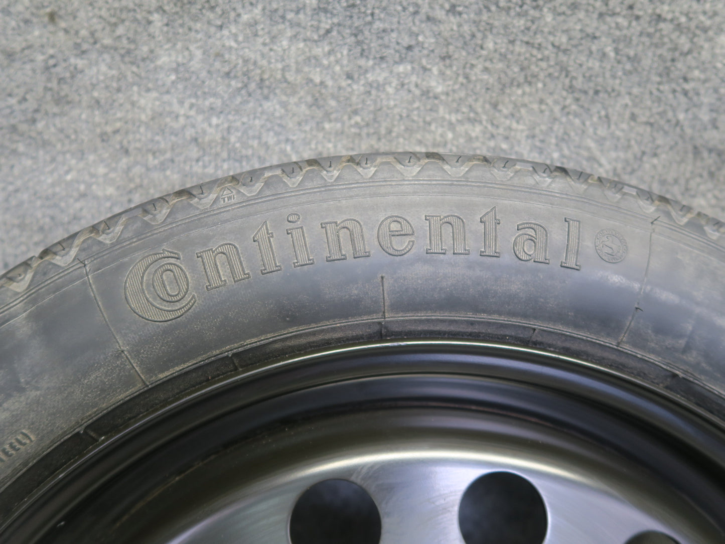 01-06 BMW E46 330Ci R17 17" Spare Tire Wheel 17x3.5J ET30 125/80 6750007 OEM