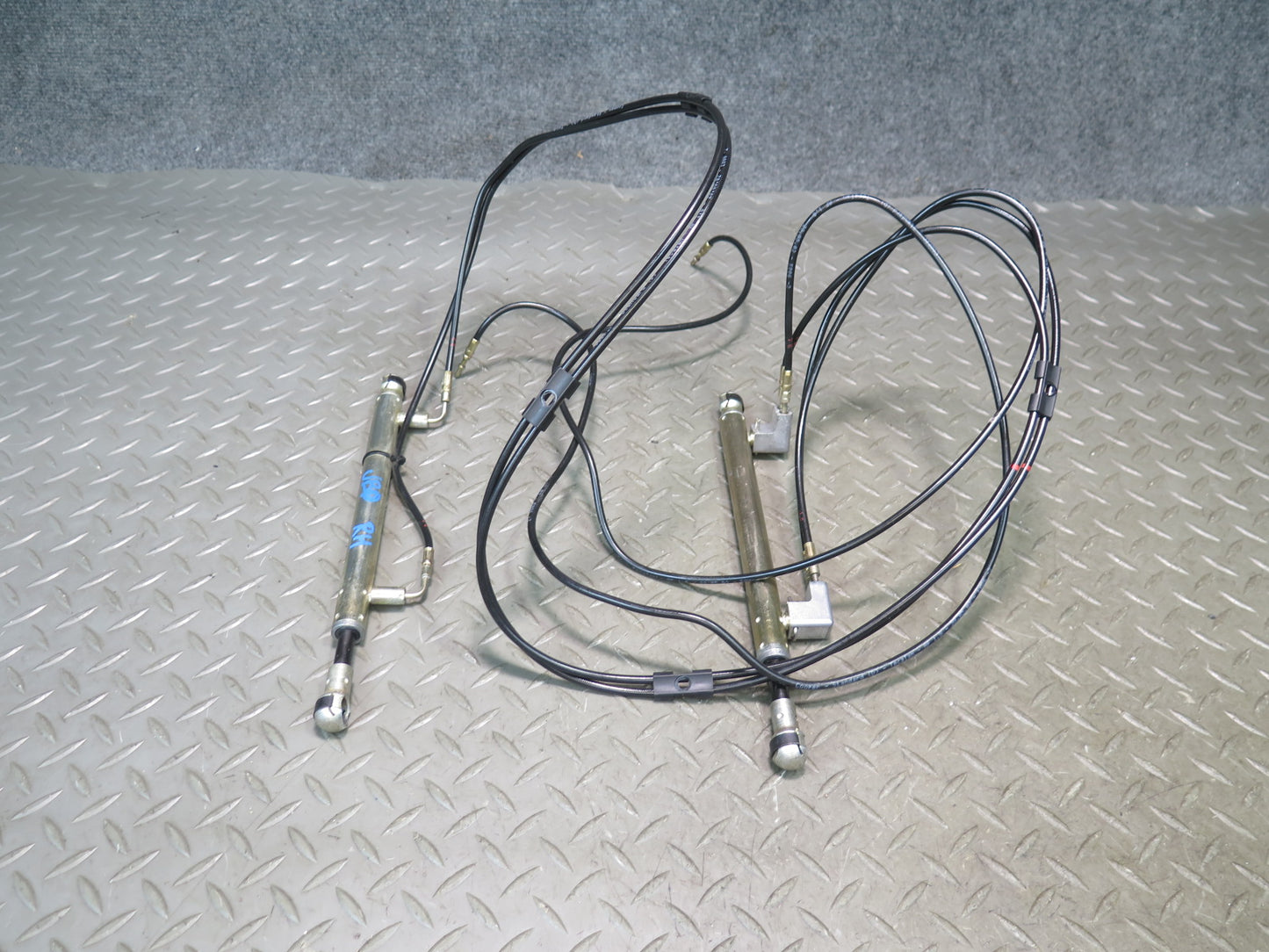 01-06 BMW E46 330Ci Convert Set of 4 TOP Hydraulic Cylinder w Hose Line Set OEM