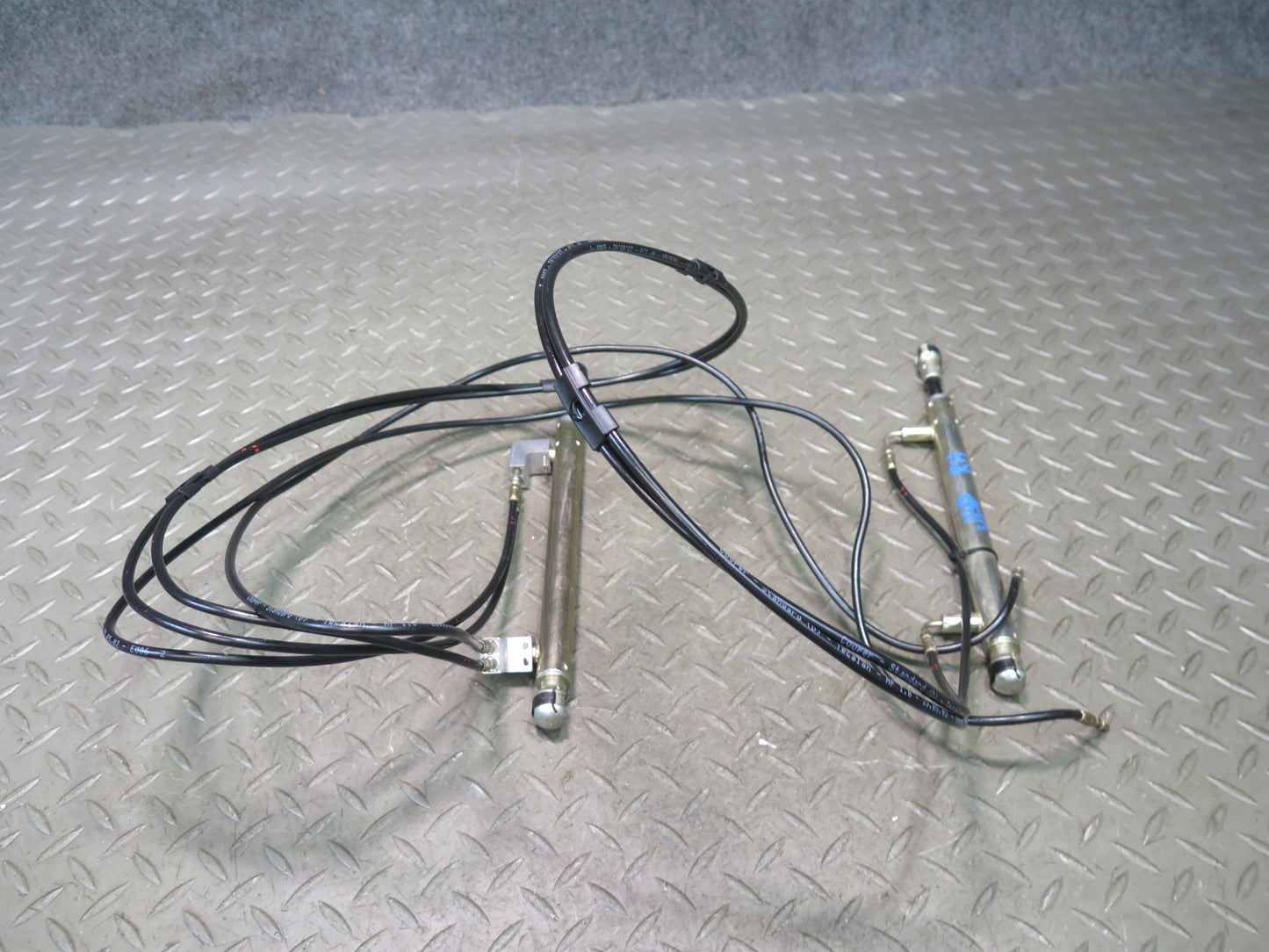 01-06 BMW E46 330Ci Convert Set of 4 TOP Hydraulic Cylinder w Hose Line Set OEM