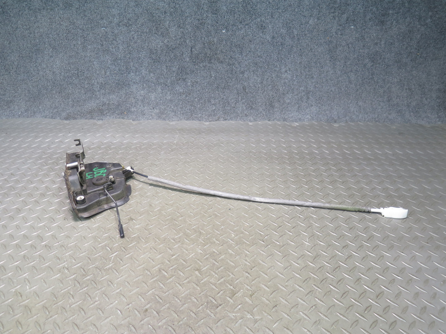 01-06 BMW E46 330ci Coupe Convertible Left Door Lock Latch Actuator 7011247 OEM