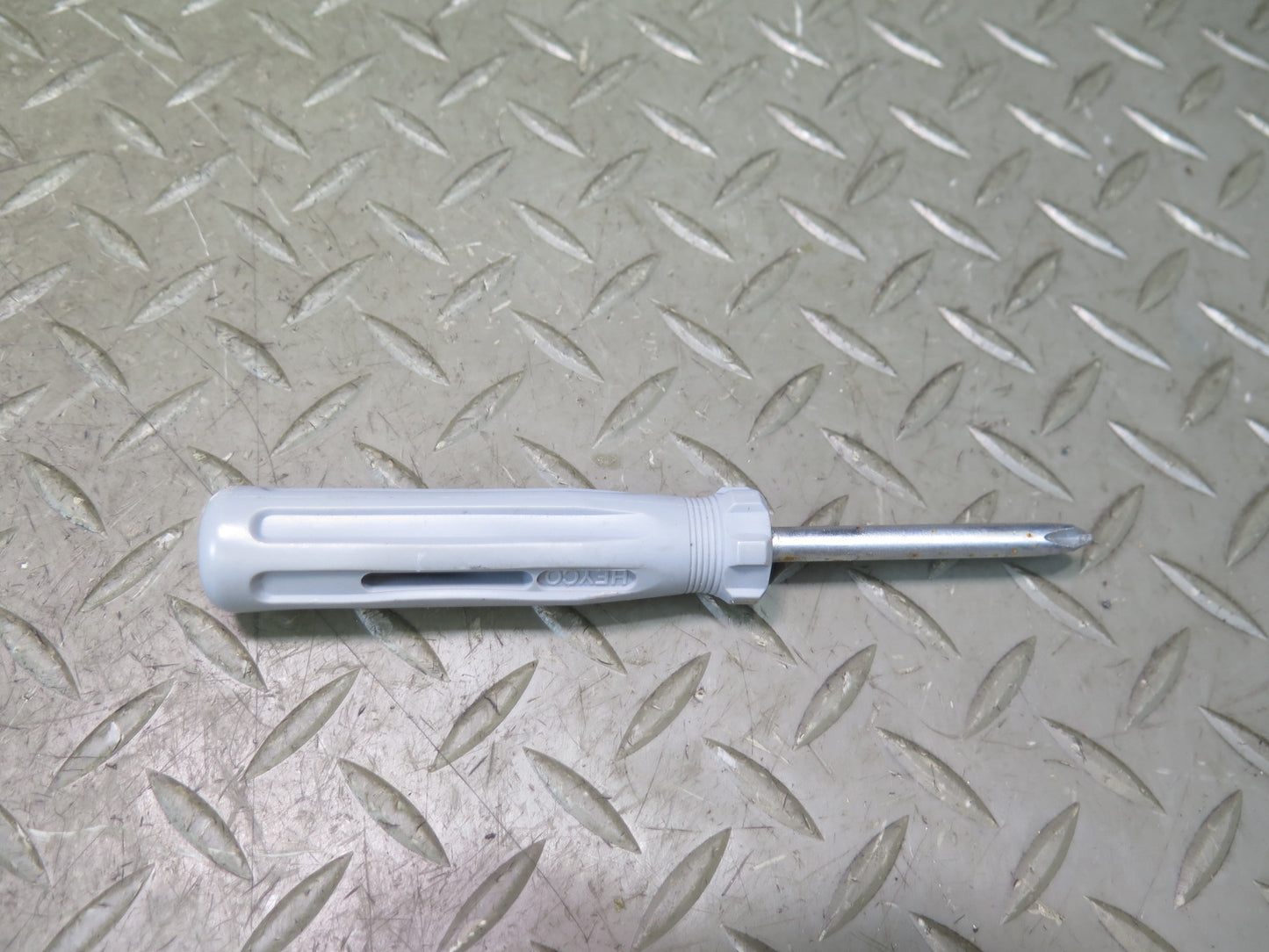01-06 BMW E46 330ci Convertible Spare Tire Wrench Tool KIT w Case 1096200 OEM