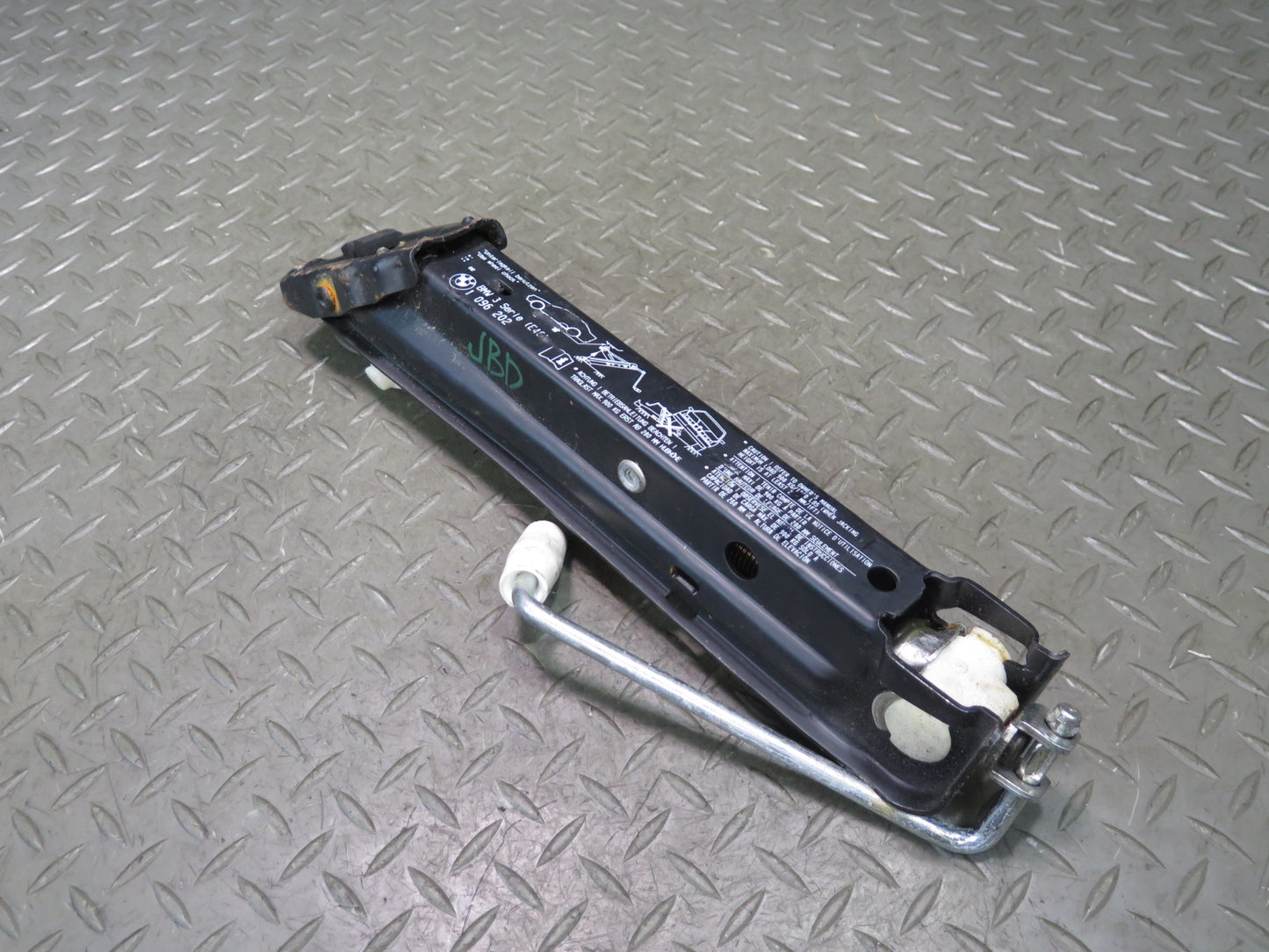 01-06 BMW E46 330i Emergency Spare Tire Lift Jack 1096202 OEM