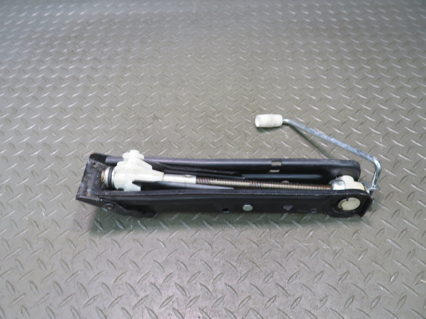 01-06 BMW E46 330i Emergency Spare Tire Lift Jack 1096202 OEM