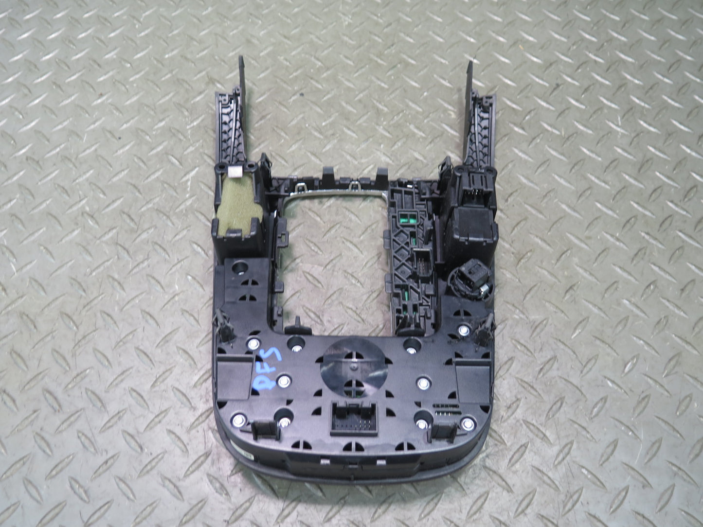 13-17 Audi A5 S5 RS5 A/T MMI Center Console Control Switch Panel 8T0919611L OEM