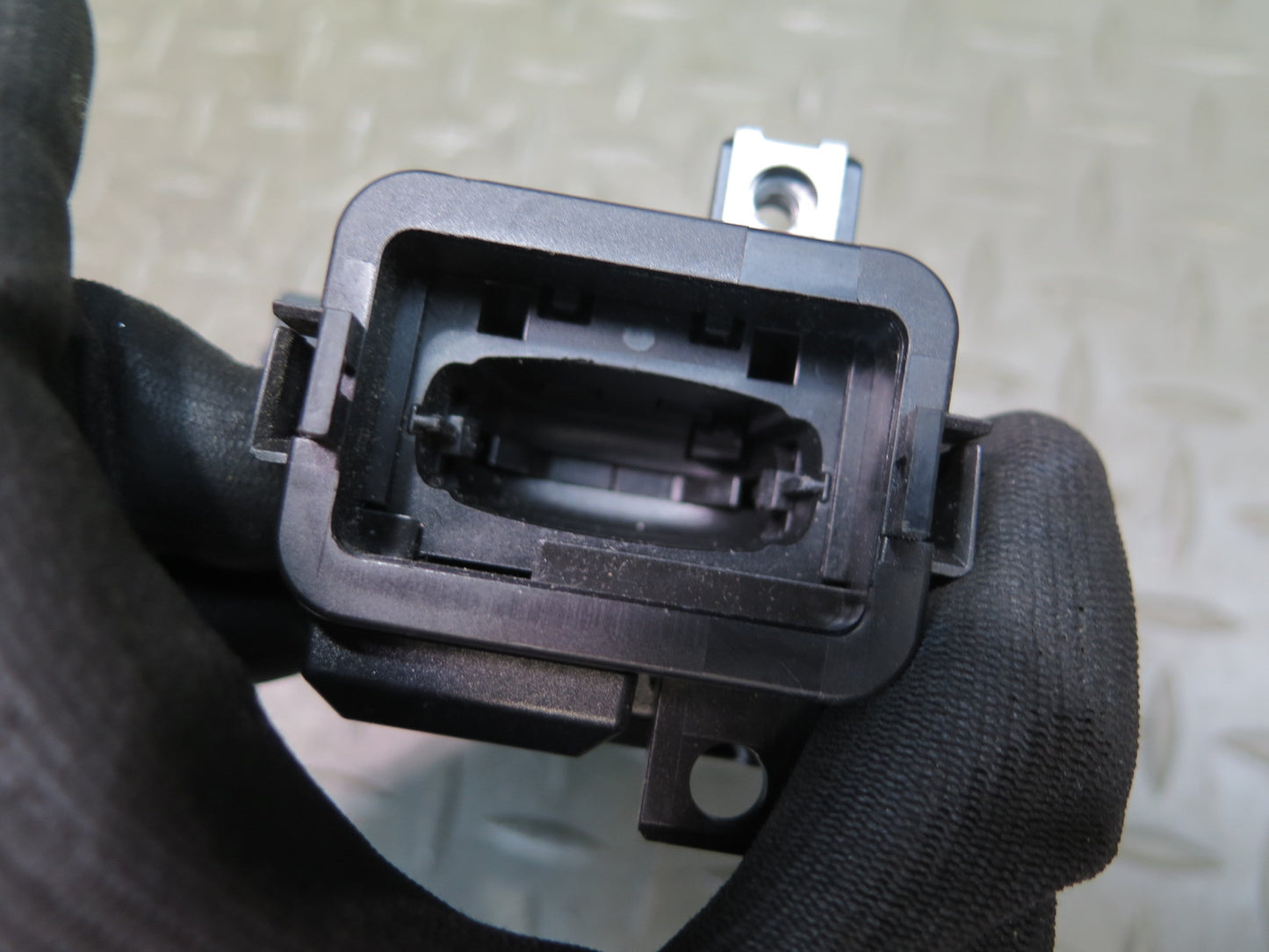 10-17 Audi 8T A5 S5 RS5 Ignition Switch KEY Reader 8K0909131D OEM