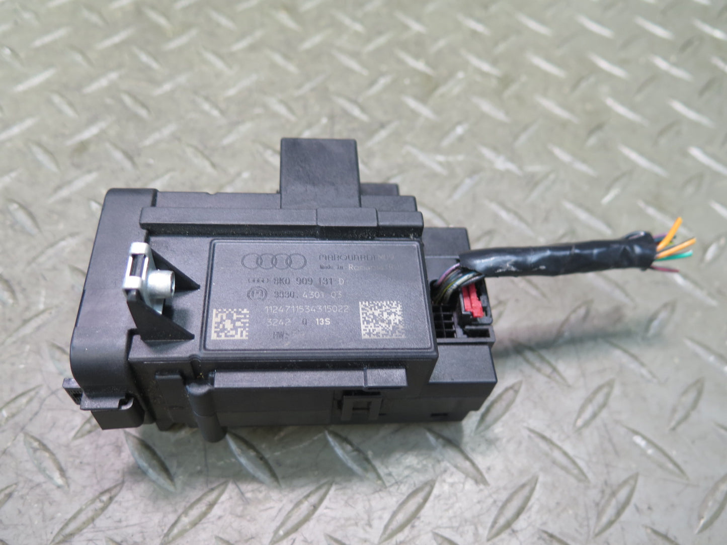 10-17 Audi 8T A5 S5 RS5 Ignition Switch KEY Reader 8K0909131D OEM