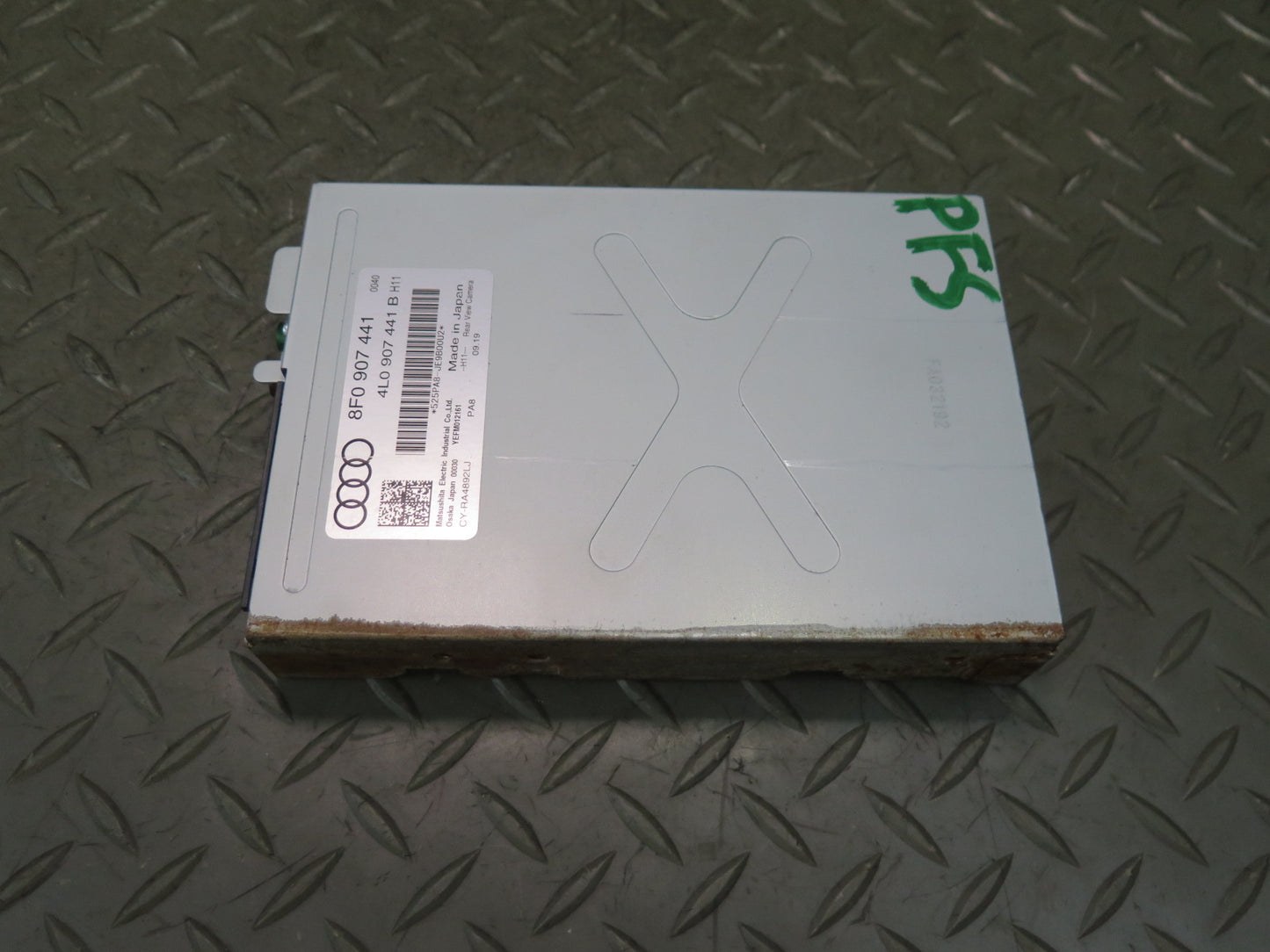 08-17 Audi 8T RS5 Convert Rear View Back UP Camera Control Module 8F0907441 OEM