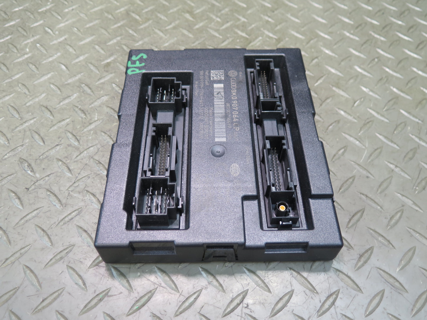 11-17 Audi B8 A5 S5 RS5 8F7 Comfort Body Control Module BCM BCU 8K0907064GP OEM