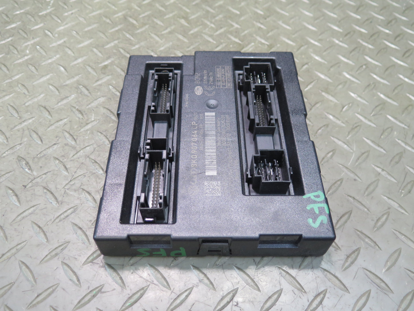 11-17 Audi B8 A5 S5 RS5 8F7 Comfort Body Control Module BCM BCU 8K0907064GP OEM