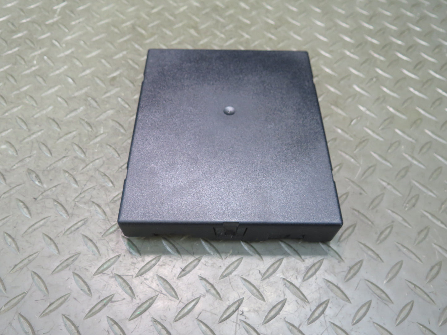 11-17 Audi B8 A5 S5 RS5 8F7 Comfort Body Control Module BCM BCU 8K0907064GP OEM