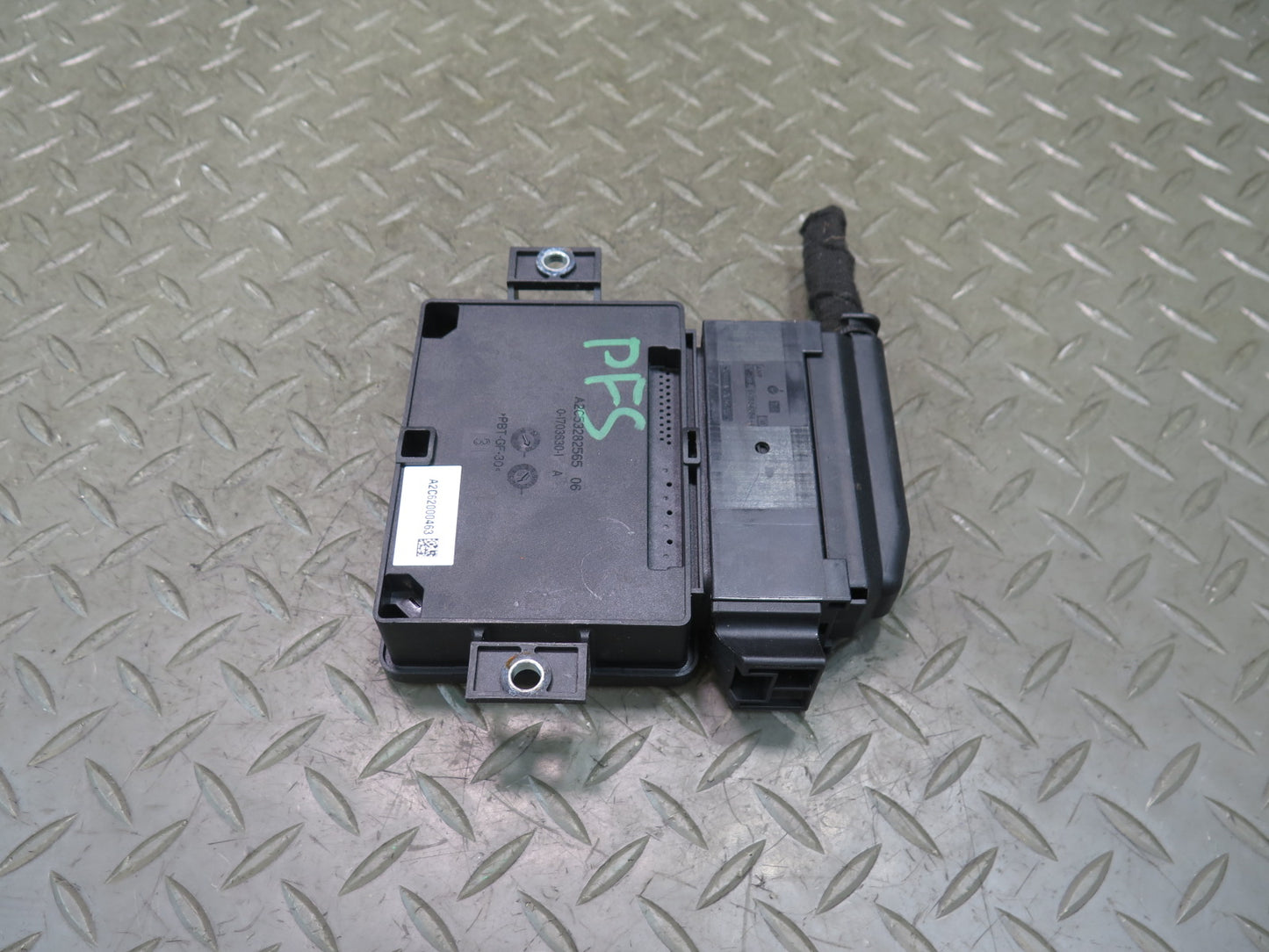 13-16 Audi A4 S5 A5 S5 RS5 8F7 Parking Brake Control Module Unit 8K0907801L OEM