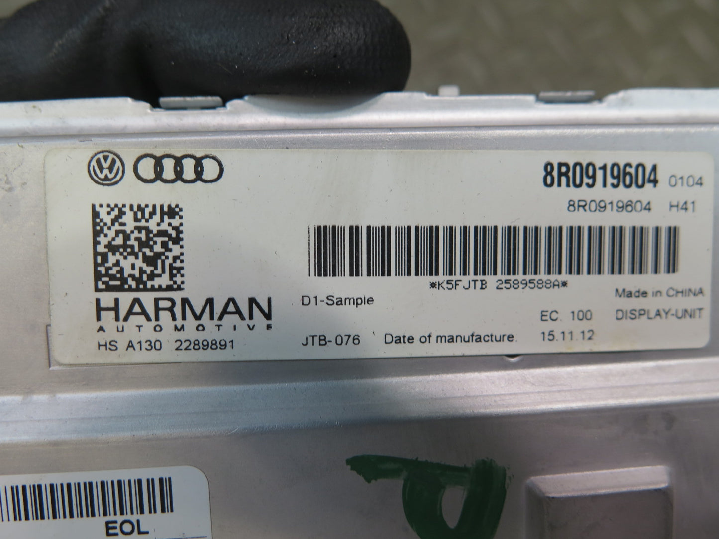 10-17 Audi A5 S5 RS5 Dash Navigation Information Screen Display 8R0919604 OEM