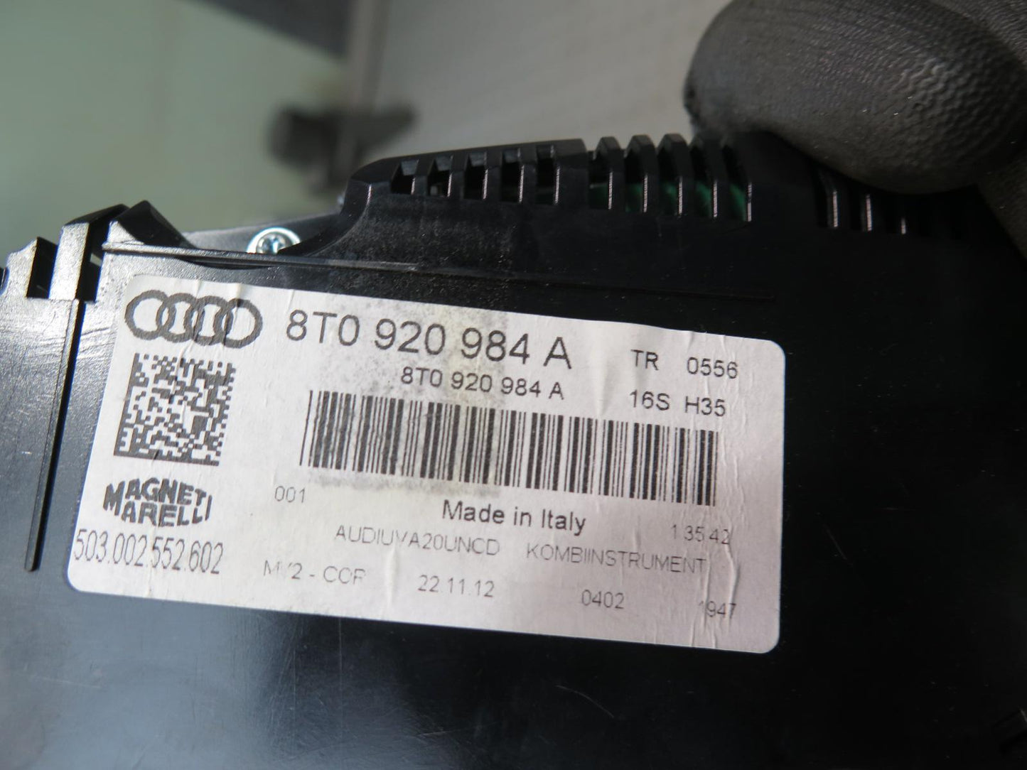 13-14 Audi RS5 8F7 Instrument Cluster Gauge Speedometer 8T0920984A OEM