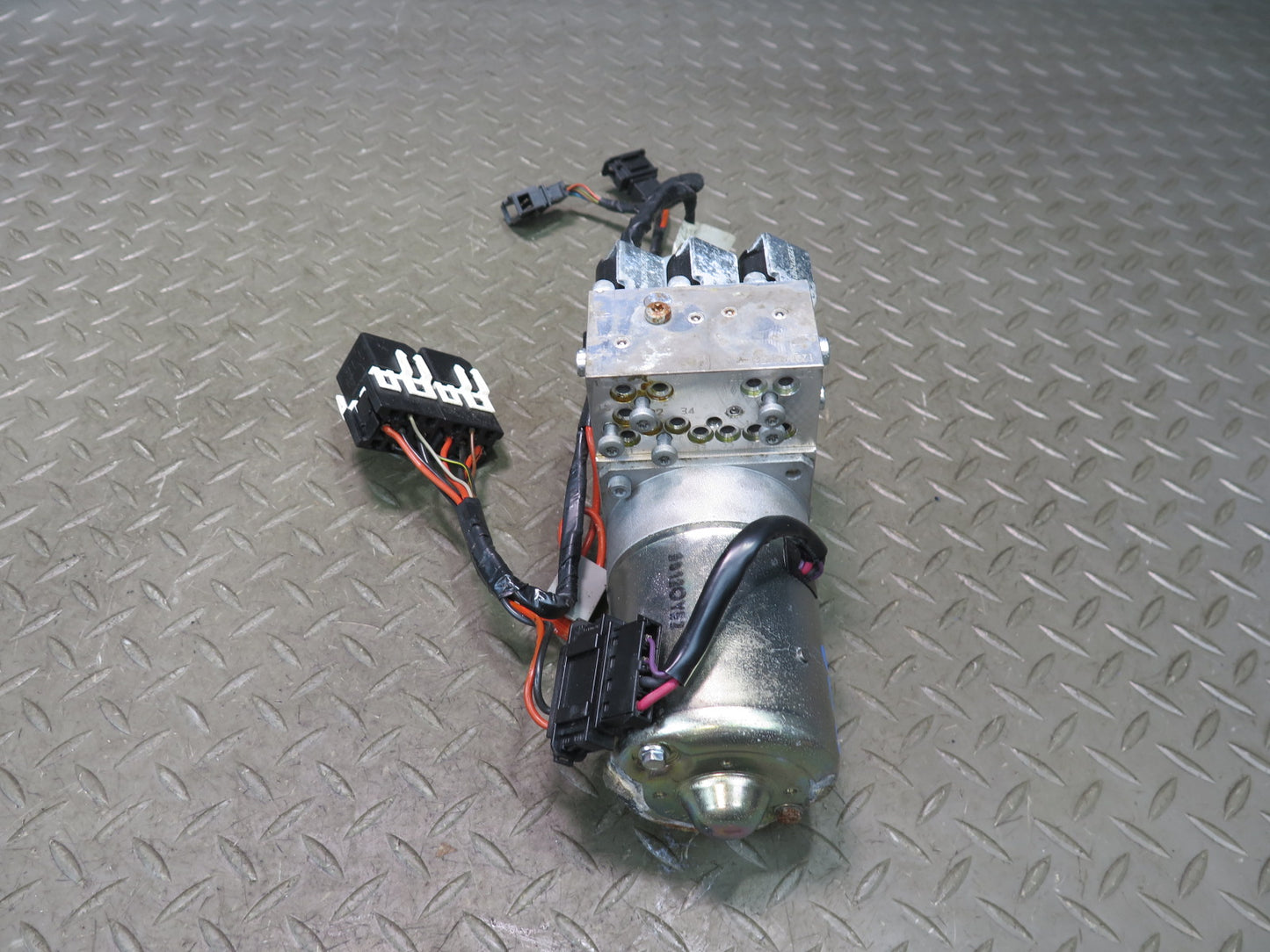 10-17 Audi S5 RS5 8F7 Convertible TOP Roof Hydraulic Pump Motor w Cover OEM