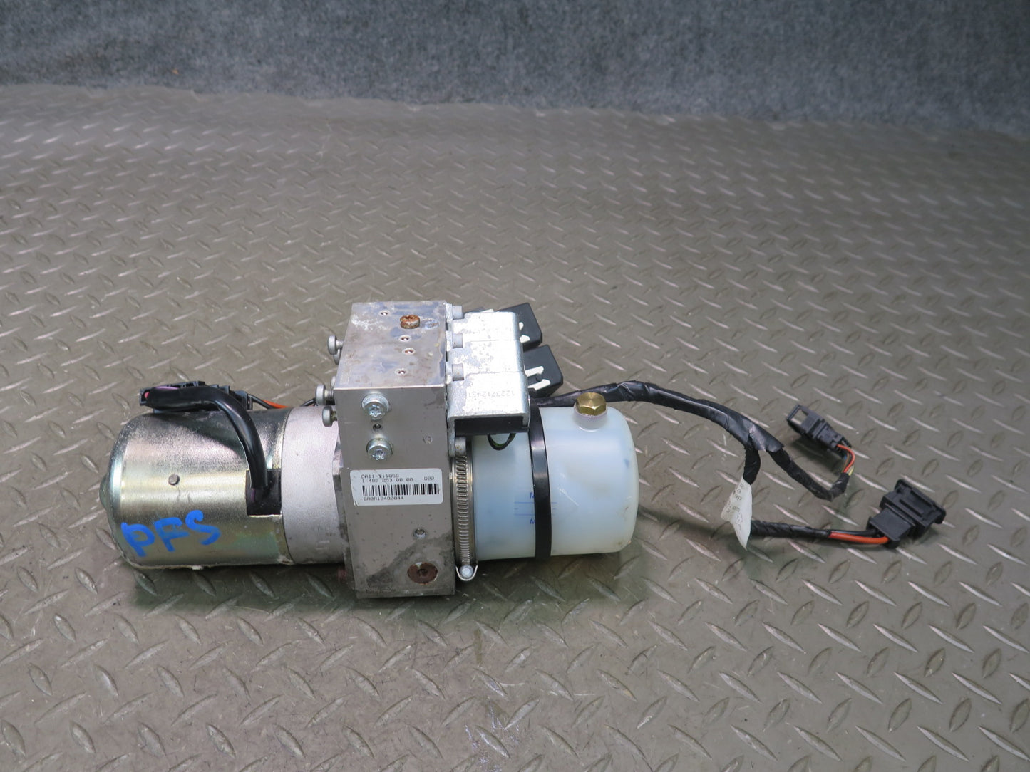 10-17 Audi S5 RS5 8F7 Convertible TOP Roof Hydraulic Pump Motor w Cover OEM