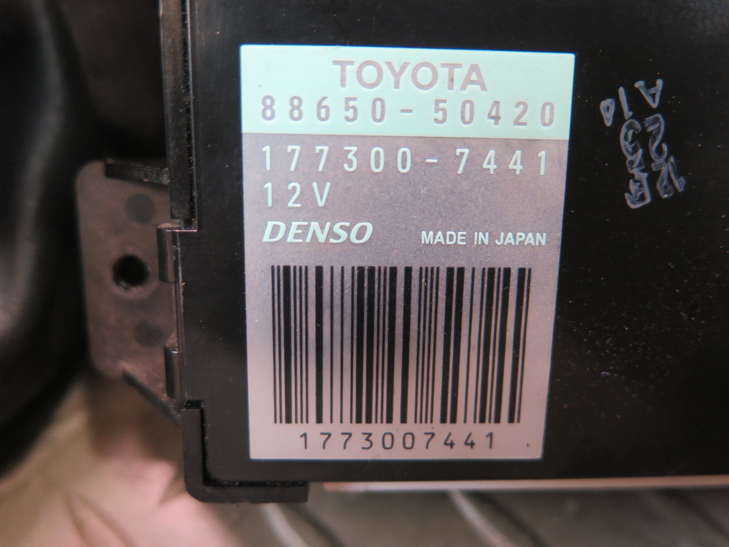 04-06 Lexus UCF30L LS430 A/C Climate Control Amplifier Module 88650-50420 OEM