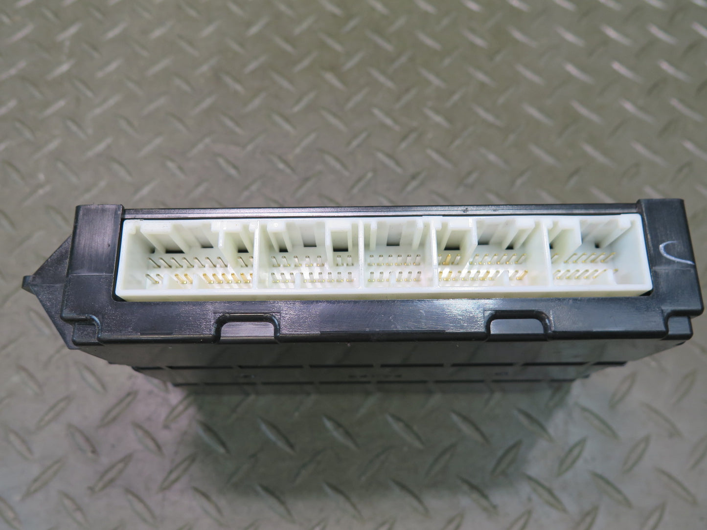 04-06 Lexus UCF30L LS430 A/C Climate Control Amplifier Module 88650-50420 OEM