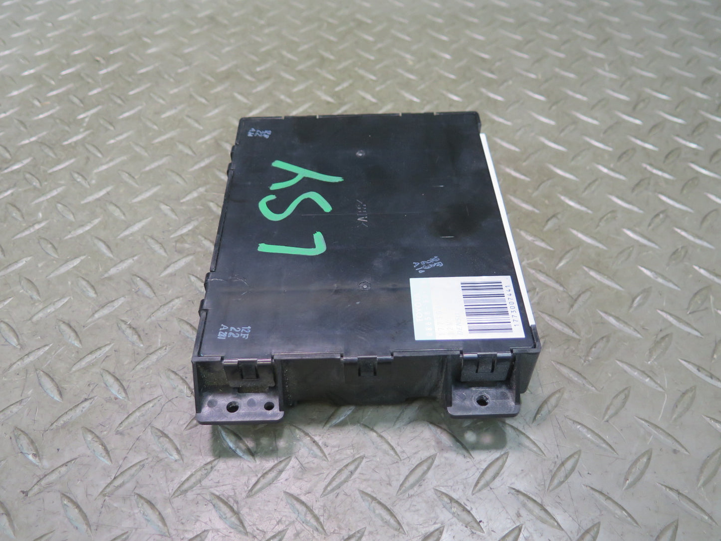 04-06 Lexus UCF30L LS430 A/C Climate Control Amplifier Module 88650-50420 OEM