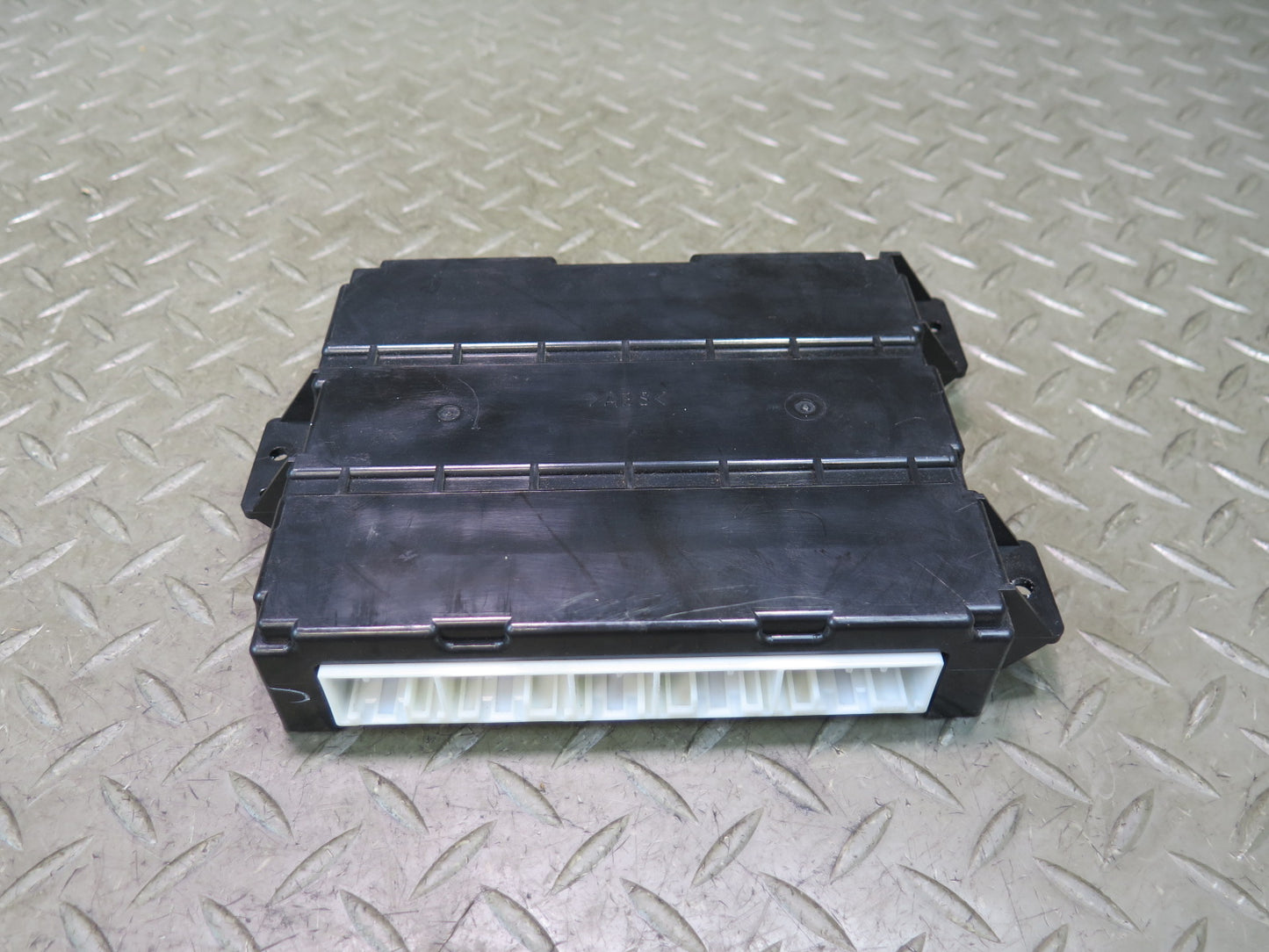04-06 Lexus UCF30L LS430 A/C Climate Control Amplifier Module 88650-50420 OEM