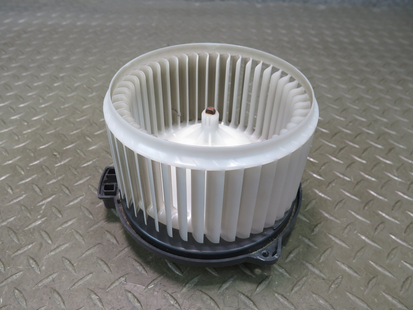 04-06 Lexus UCF30L LS430 A/C Heater Blower Motor Fan 87130-50090 OEM
