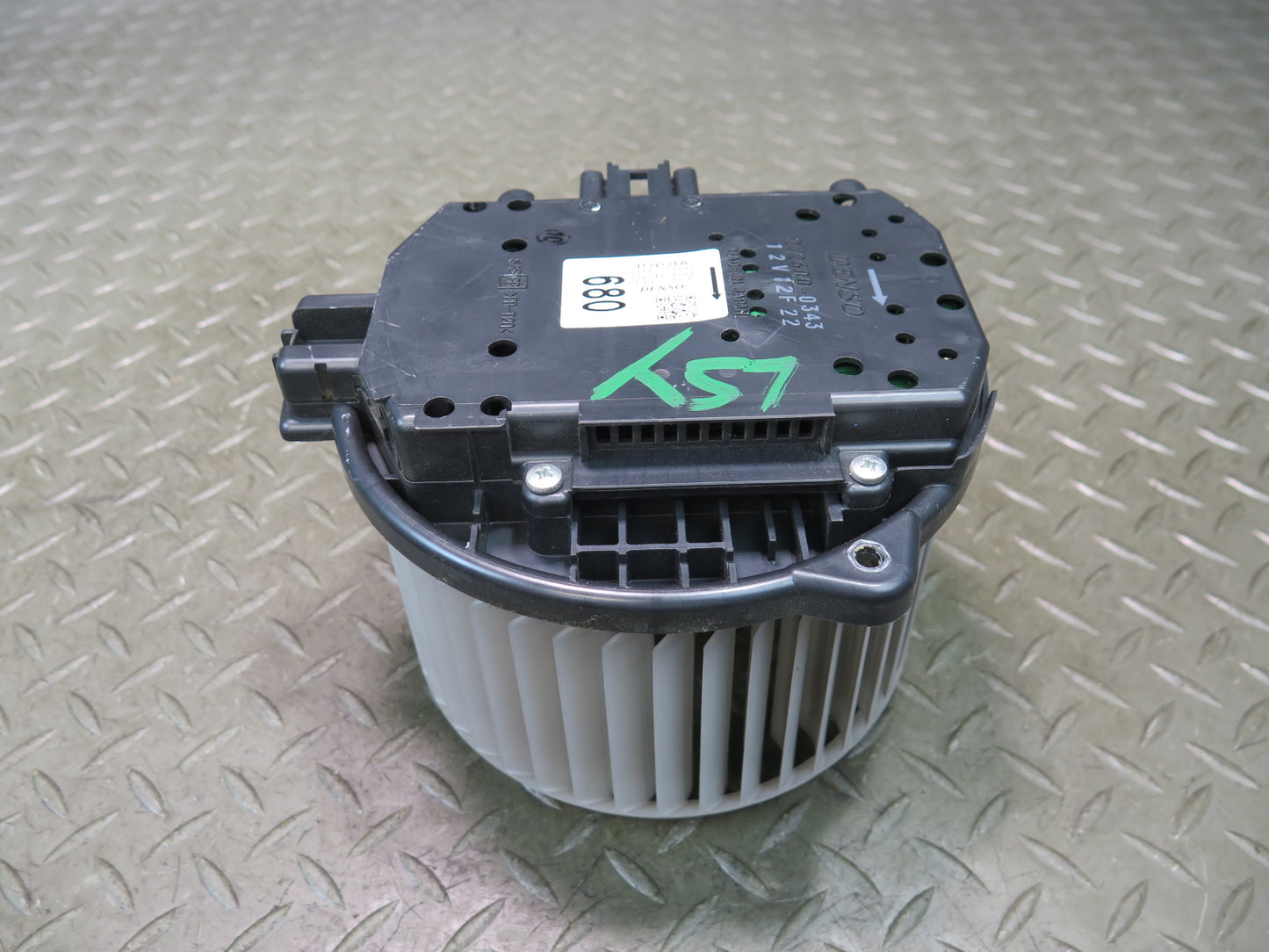 04-06 Lexus UCF30L LS430 A/C Heater Blower Motor Fan 87130-50090 OEM