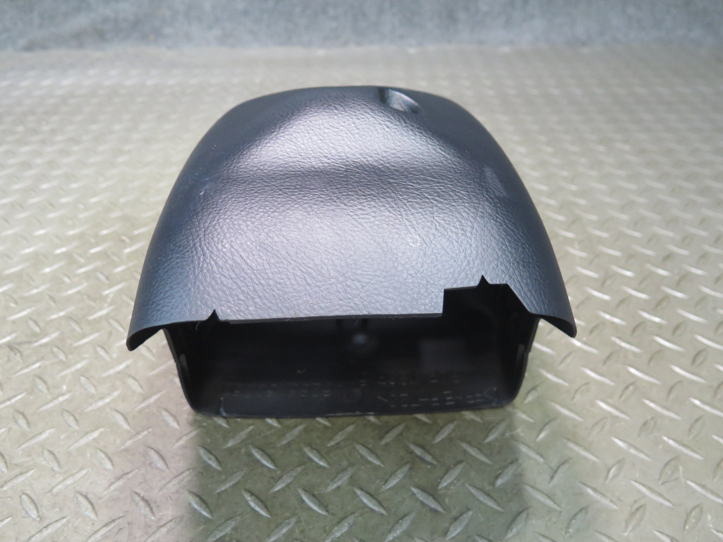 01-06 Lexus UCF30L LS430 Steering Column Upper & Lower Trim Cover Panel Set OEM