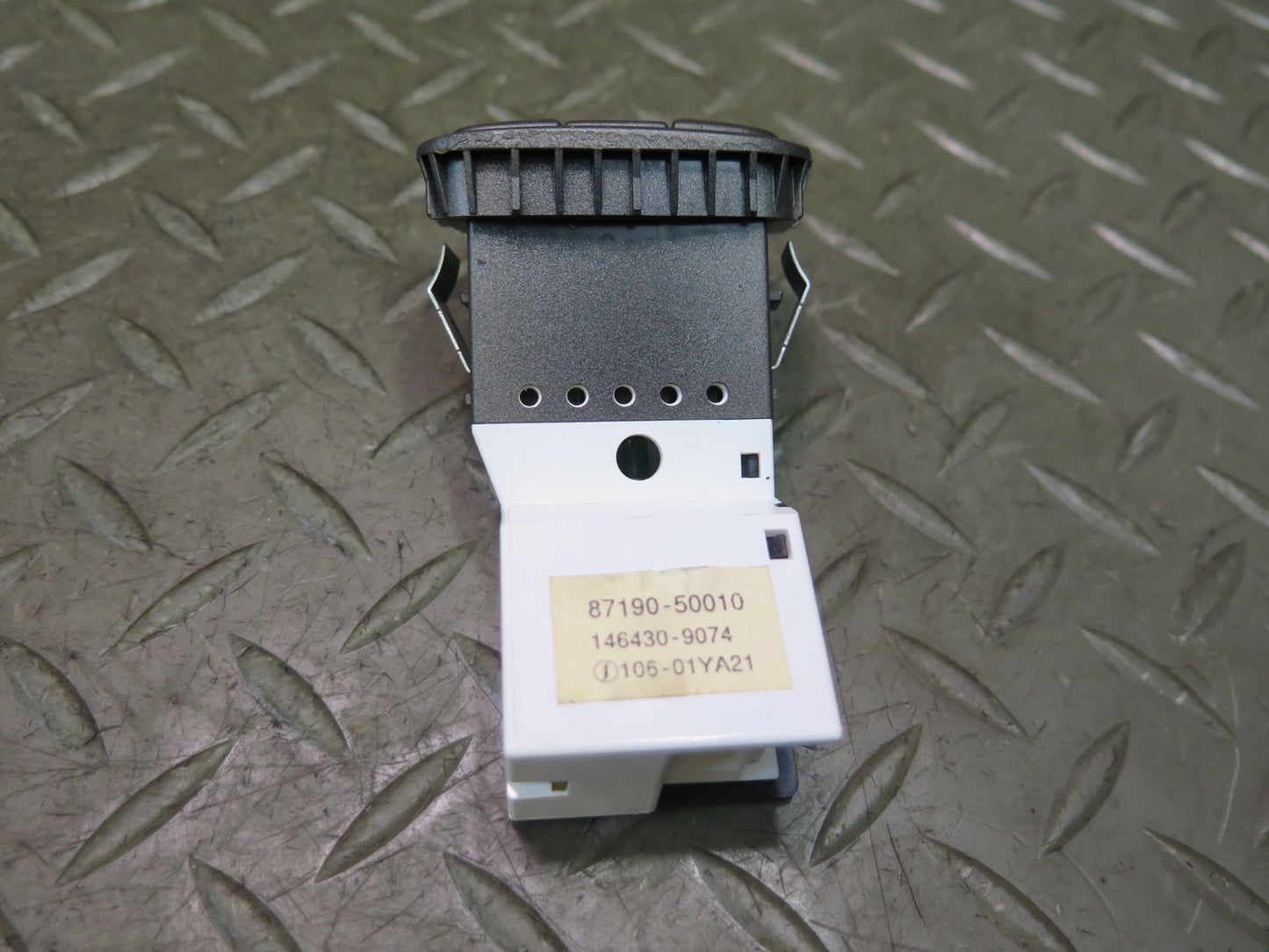 01-06 Lexus UCF30L LS430 Set of 2 Temperature Control Button Switch OEM
