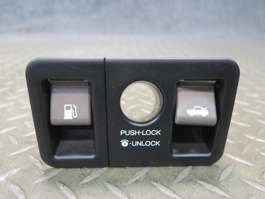 01-06 Lexus UCF30L LS430 Fuel Door & Trunk Lid Open Release Switch Panel OEM