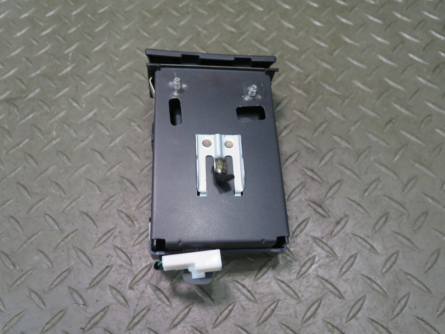 01-06 Lexus UCF30L LS430 Dash Left Coin Compartment Storage Tray OEM