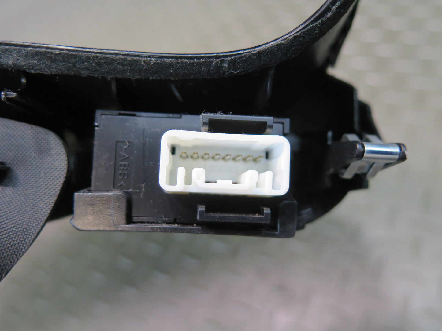 01-06 Lexus UCF30L LS430 Dash Instrument Cluster Speedometer Trim w Switches OEM