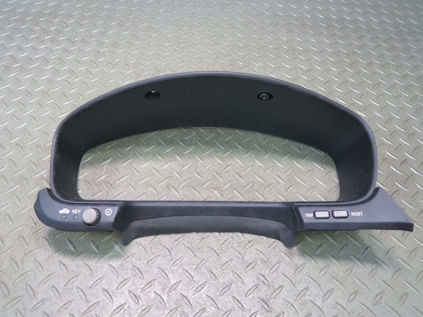01-06 Lexus UCF30L LS430 Dash Instrument Cluster Speedometer Trim w Switches OEM