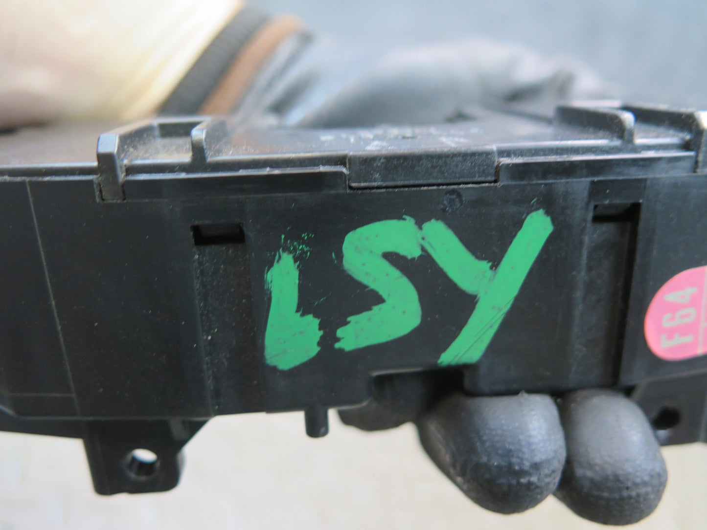 04-06 Lexus UCF30L LS430 Steering Column Headlight Turn Signal Wiper Switch OEM