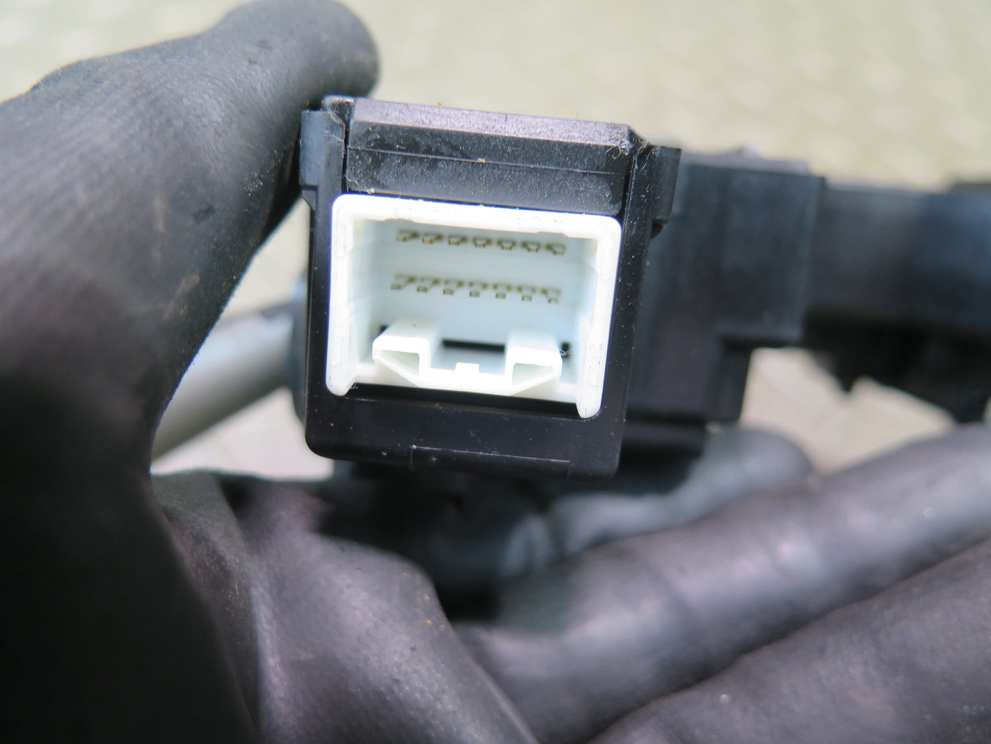 04-06 Lexus UCF30L LS430 Steering Column Headlight Turn Signal Wiper Switch OEM