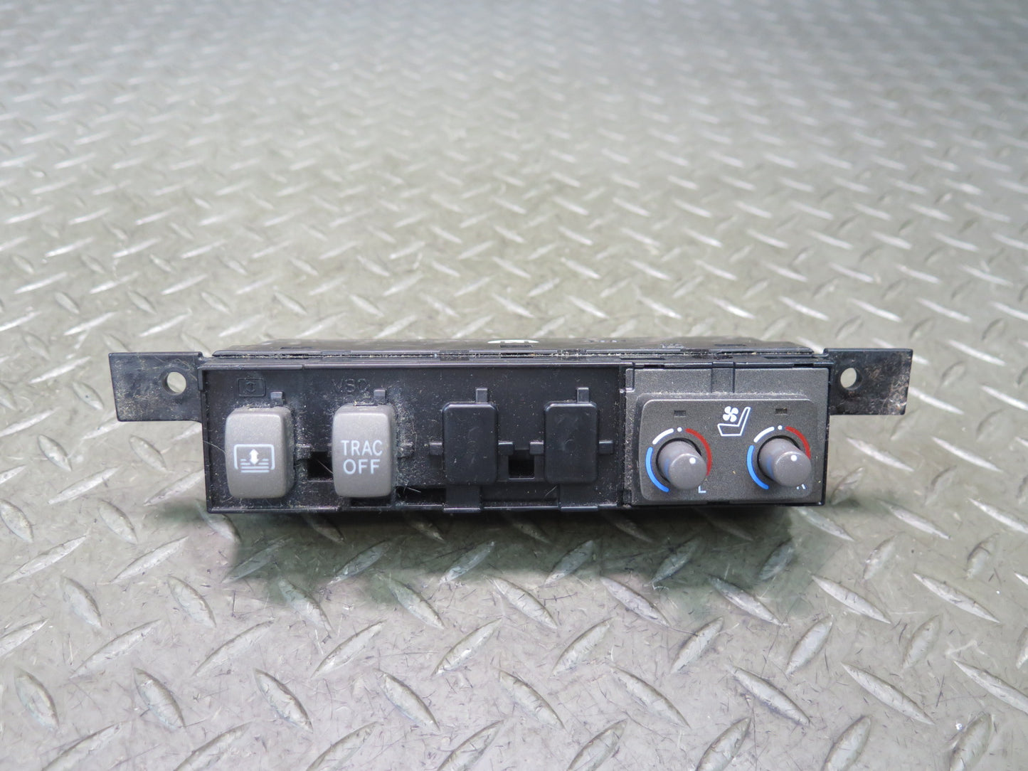 01-06 Lexus UCF30L LS430 Dash Heated Seat Trac Sun Shade Switch Panel OEM