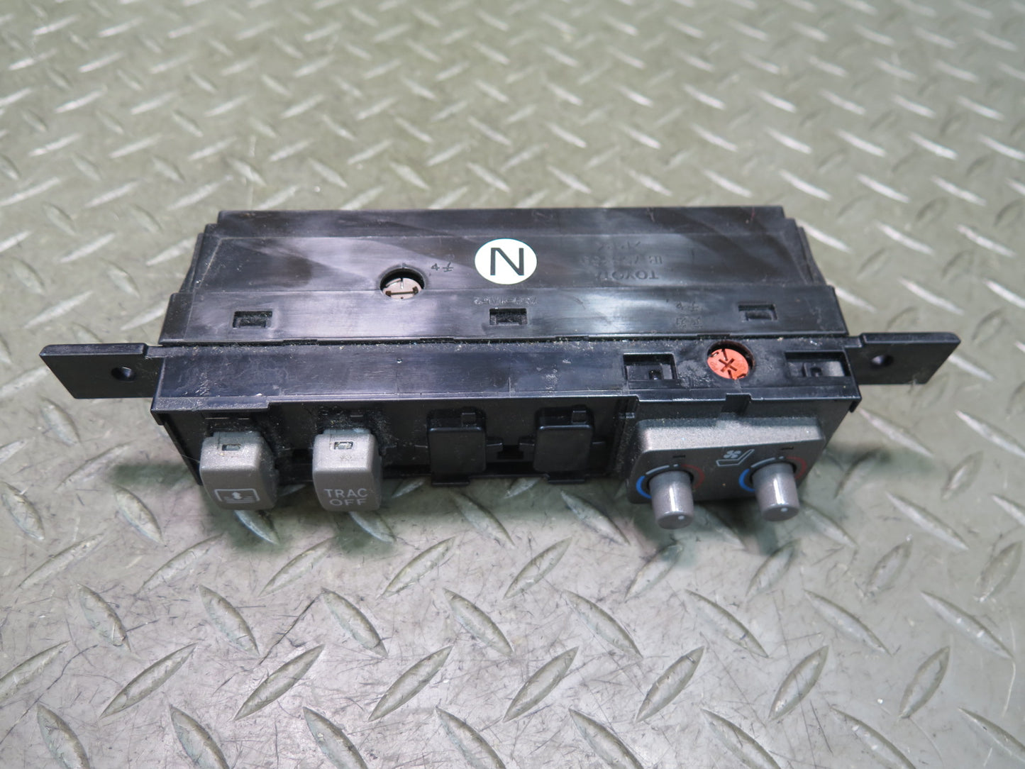 01-06 Lexus UCF30L LS430 Dash Heated Seat Trac Sun Shade Switch Panel OEM