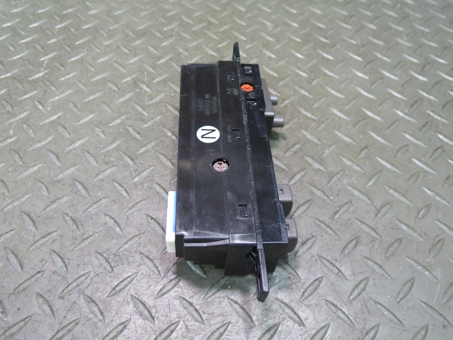01-06 Lexus UCF30L LS430 Dash Heated Seat Trac Sun Shade Switch Panel OEM