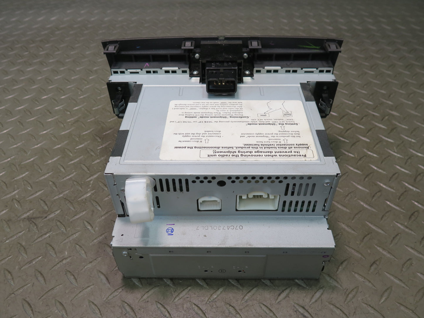 04-06 Lexus LS430 Mark Levinson Radio Cassette CD Player Receiver Head Unit OEM