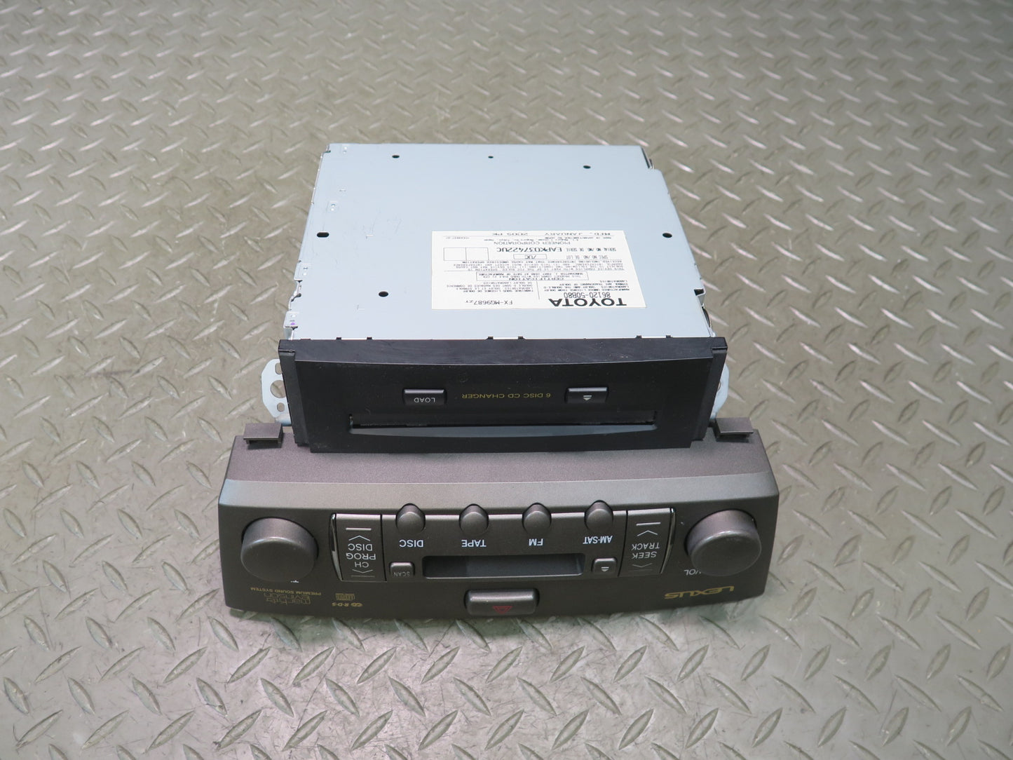 04-06 Lexus LS430 Mark Levinson Radio Cassette CD Player Receiver Head Unit OEM