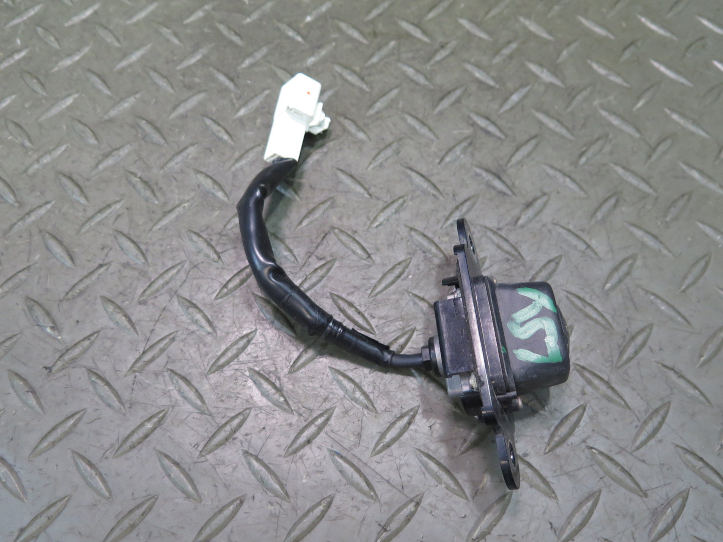 04-06 Lexus UCF30L LS430 Rear View Back UP Parking Camera 86790-50010 OEM