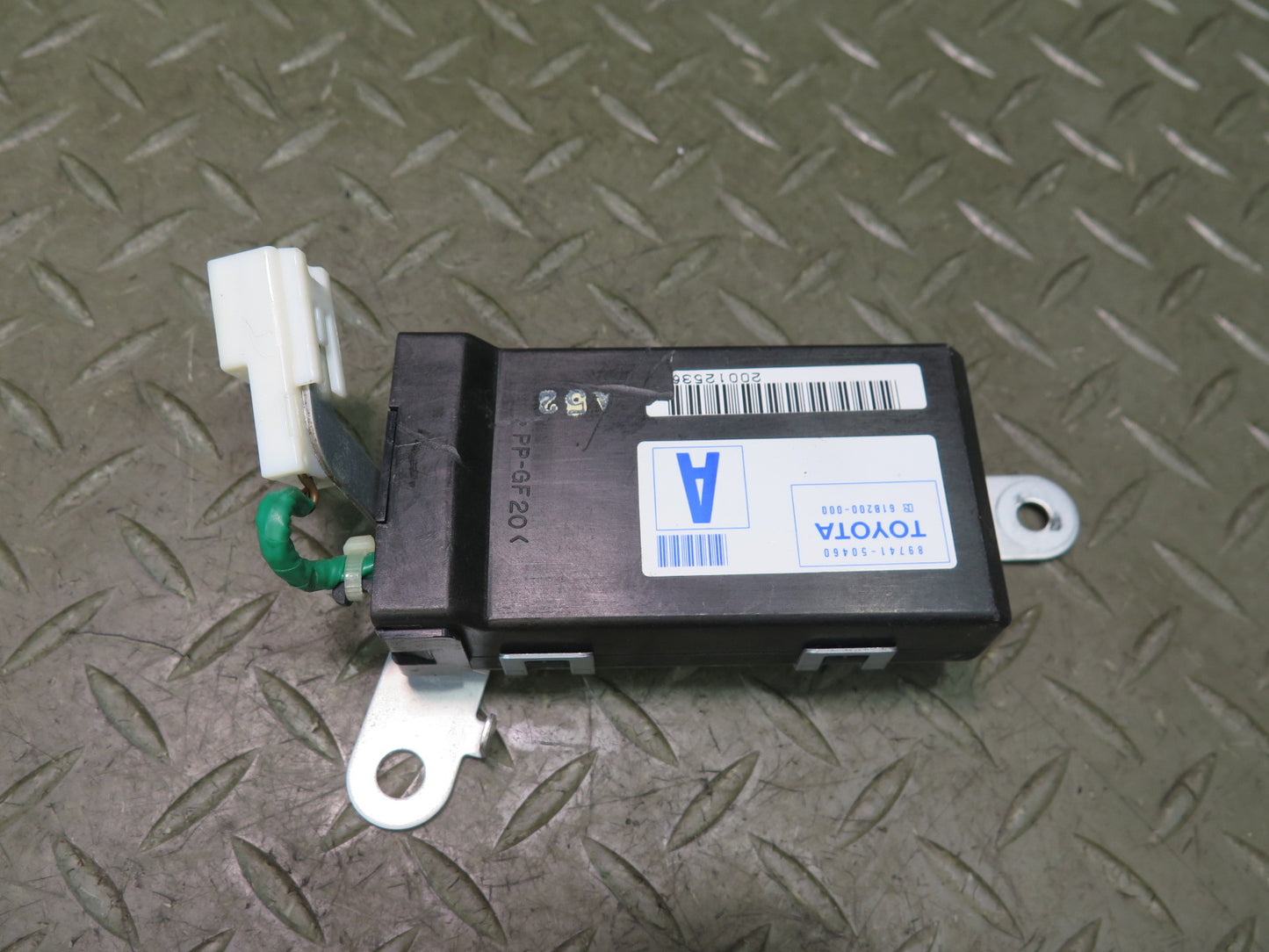 04-06 Lexus UCF30L LS430 Door Control Receiver Module 89741-50460 OEM