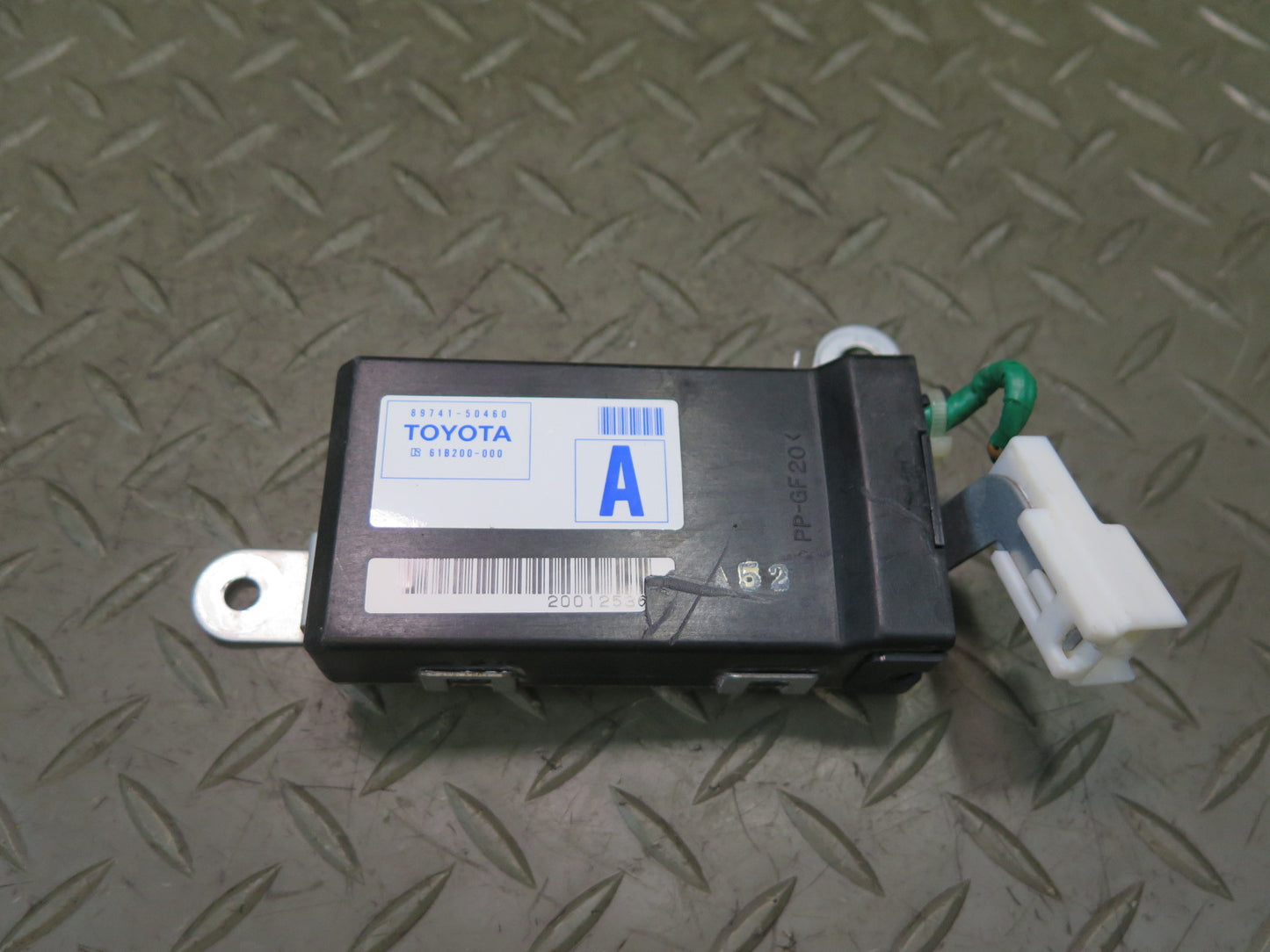 04-06 Lexus UCF30L LS430 Door Control Receiver Module 89741-50460 OEM