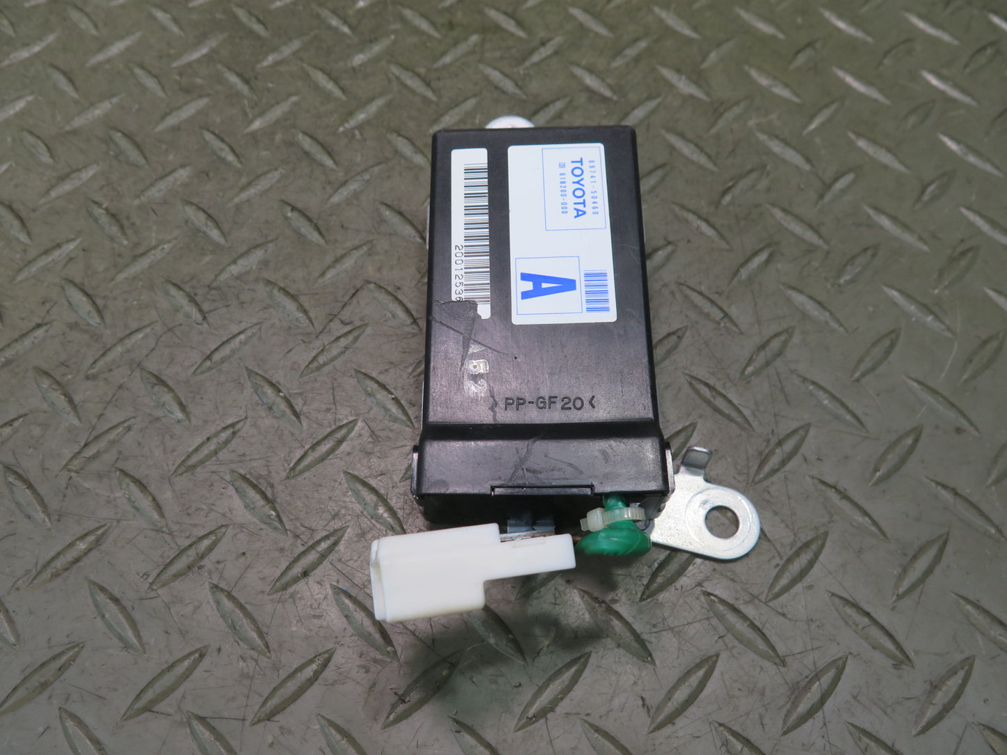 04-06 Lexus UCF30L LS430 Door Control Receiver Module 89741-50460 OEM